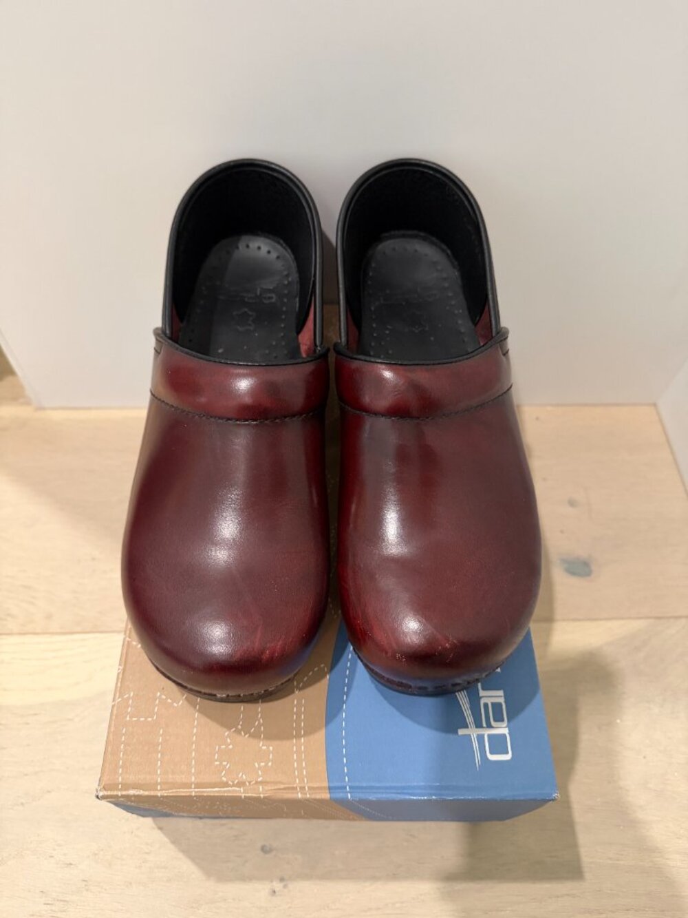 Dansko Clogs - Picture 2 of 6
